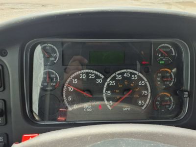 2020 Freightliner M2 106