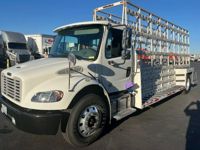 2017 Freightliner M2 106