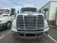 2018 Freightliner CASCADIA 125