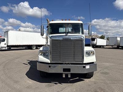 2020 Freightliner 122SD