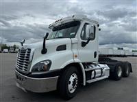 2017 Freightliner CASCADIA 113