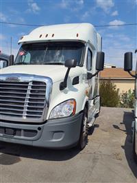 2016 Freightliner CASCADIA 113