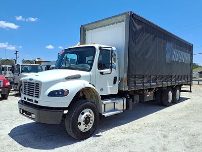 2020 Freightliner M2 106