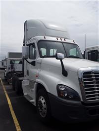 2020 Freightliner CASCADIA 125