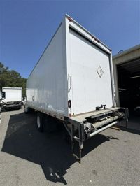 2019 Freightliner M2 106