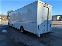 2017 Freightliner MT55