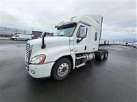 2017 Freightliner CASCADIA 125