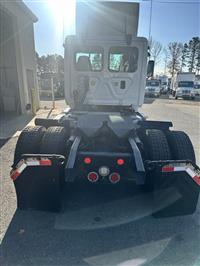 2016 Freightliner CASCADIA 113