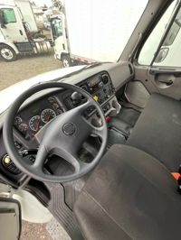 2020 Freightliner M2 106