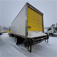 2018 Freightliner M2 106