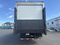 2018 Freightliner M2 106