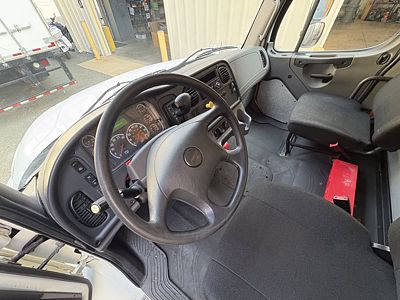 2019 Freightliner M2 106