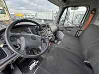 2020 Freightliner M2 106