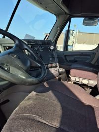 2019 Freightliner CASCADIA 125