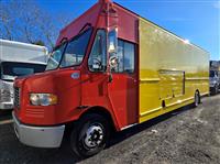 2017 Freightliner MT55