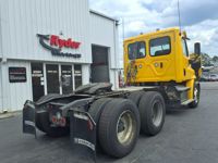 2018 Freightliner CASCADIA 113