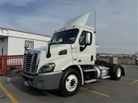 2017 Freightliner CASCADIA 113