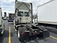 2020 Freightliner NEW CASCADIA 126