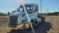2021 Freightliner NEW CASCADIA PX12664