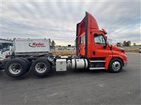 2018 Freightliner CASCADIA 125