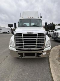 2020 Freightliner CASCADIA 125