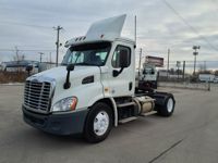 2019 Freightliner CASCADIA 113