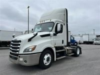 2019 Freightliner NEW CASCADIA 126