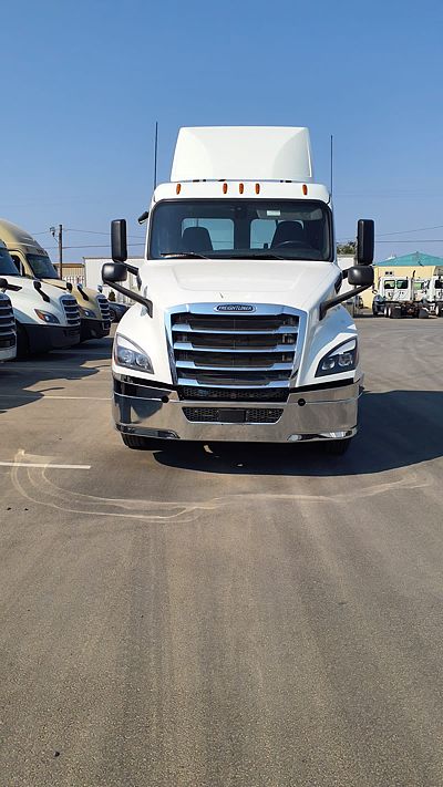 2020 Freightliner NEW CASCADIA PX12664