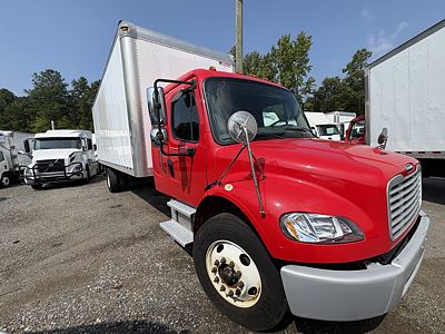 2017 Freightliner M2 106