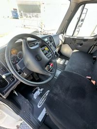 2020 Freightliner M2 106