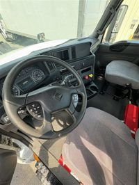 2020 International LT625
