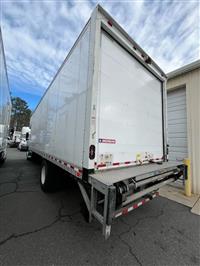 2018 Freightliner M2 106