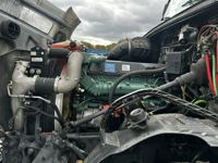 2016 Volvo VNL42T