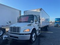 2019 Freightliner M2 106