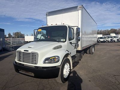 2020 Freightliner M2 106
