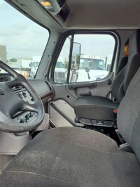 2020 Freightliner M2 106