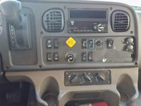 2020 Freightliner M2 106