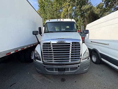 2019 Freightliner CASCADIA 125