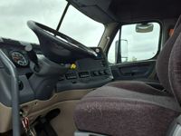 2018 Freightliner CASCADIA 125