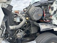 2019 International RH613