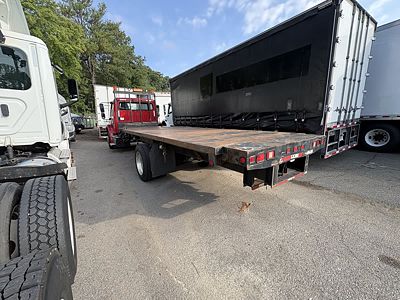 2019 Freightliner M2 106