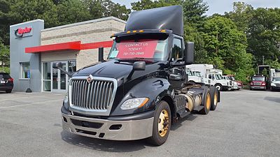 2020 International LT625