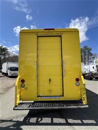 2017 Freightliner MT55