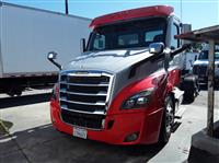 2020 Freightliner NEW CASCADIA 116