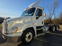 2019 Freightliner CASCADIA 125
