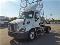 2016 Freightliner CASCADIA 113