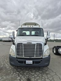 2018 Freightliner CASCADIA 113