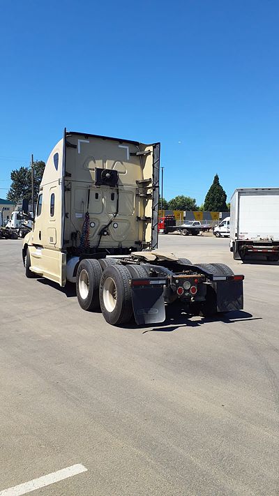 2019 Freightliner NEW CASCADIA PX12664