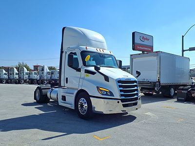 2021 Freightliner CASCADIA PX11642ST
