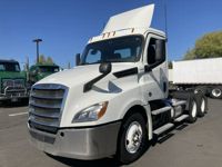 2019 Freightliner NEW CASCADIA PX12664